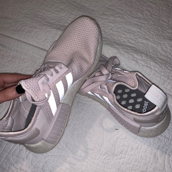 Adidas Boost - Picture 2 of 4